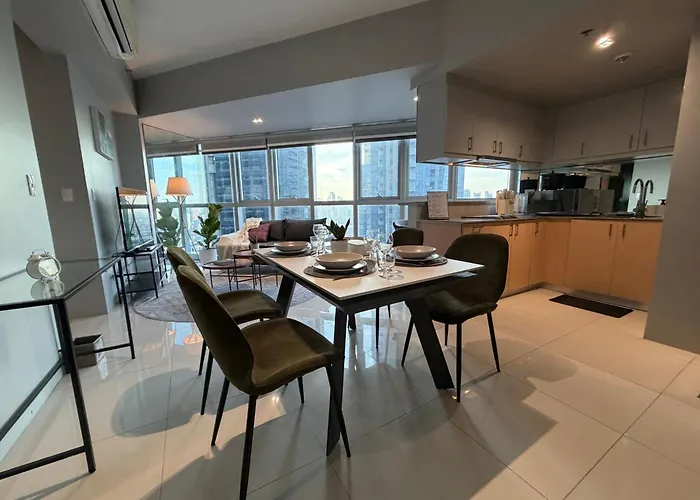 Aparthotel High View In Bgc With Swimming Pool *