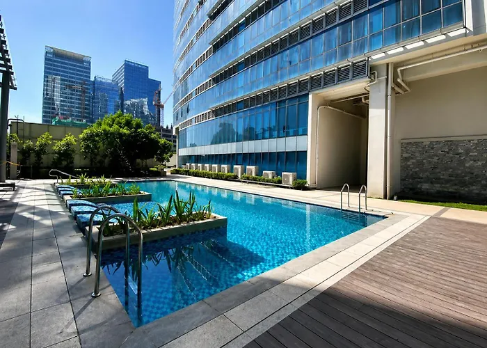 High View In Bgc With Swimming Pool Aparthotel Manila